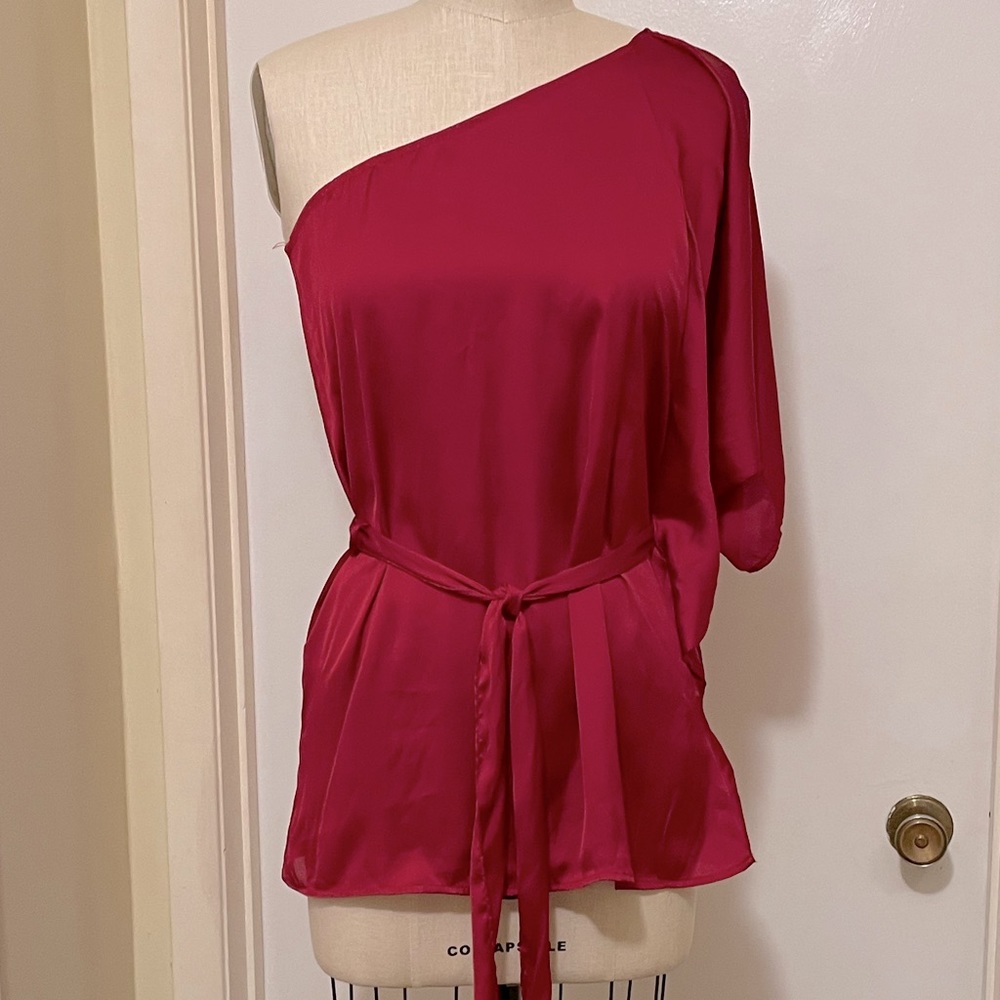 Silky One-Shoulder Tunic Top - Madrag